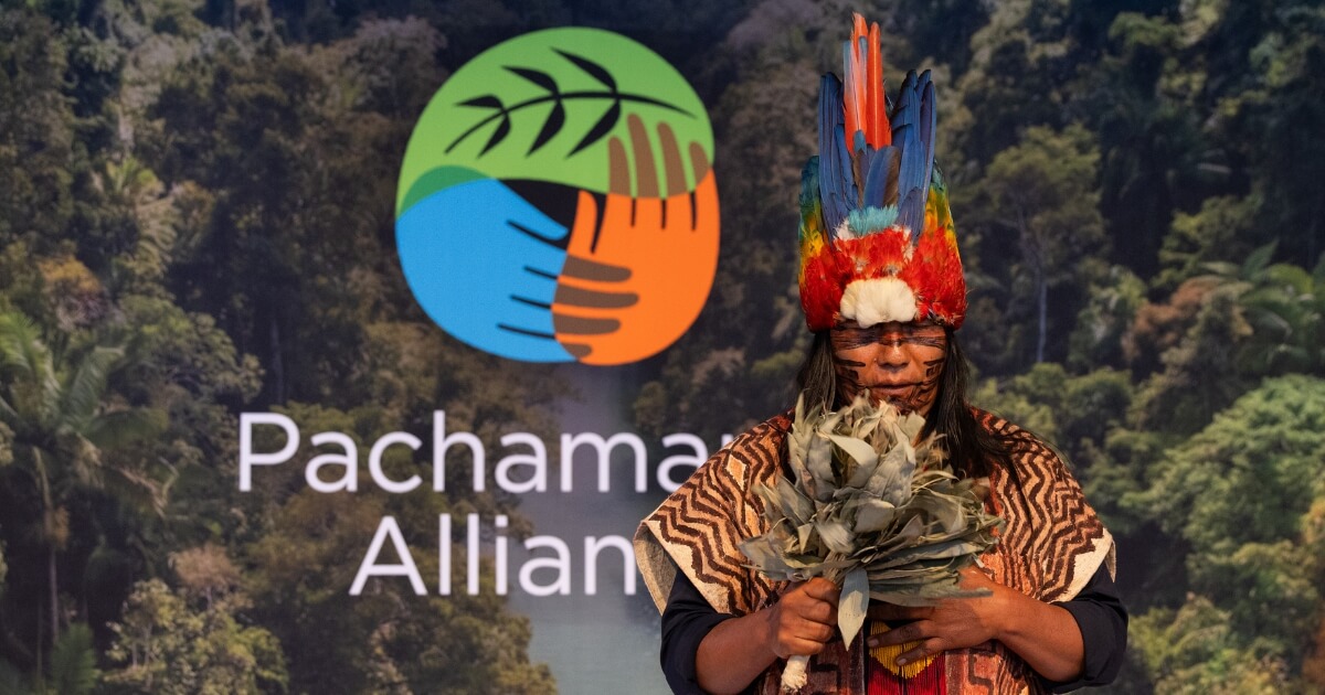 Manari Ushigua, Sápara shaman and healer, offers a blessing ceremony for our 2026 Luncheon.